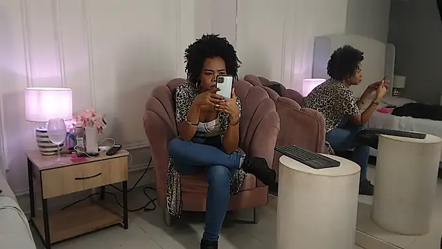 Chat XXX en directo de ChantalGarner