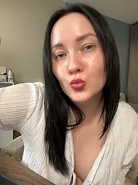 Kiss_My_Body's Live XXX Chat