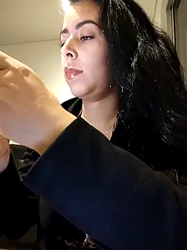 Luianna's Live XXX Chat