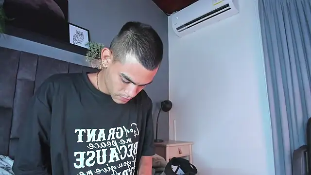 RomeoBoselli__'s Webcam Show