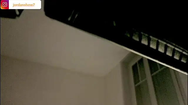 JordanShow élő XXX-chatje