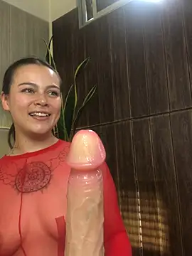 AylinCollins Adlı Modelin Canlı XXX Sohbeti