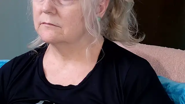 Chat XXX ao vivo de Kaitlyn_Winters