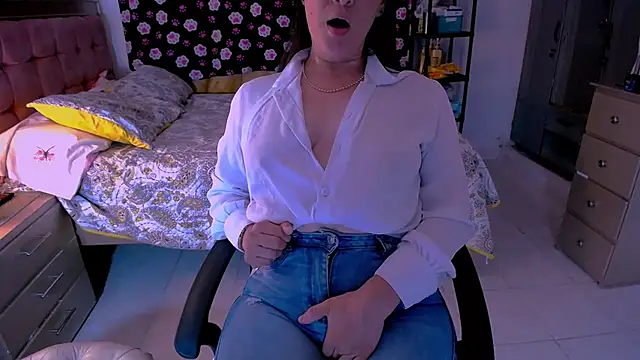 Živý XXX chat BitterMomXxx