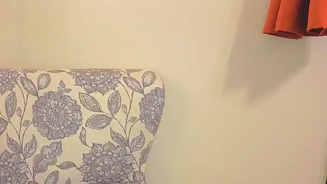 PhatAssBlond's Webcam Show