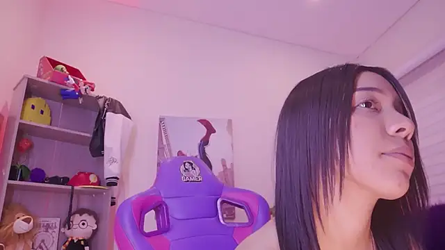 madelyn_rose_'s Live XXX Chat