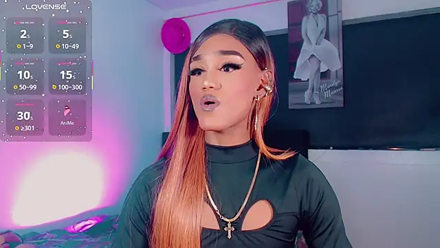 Kendall_hornyy Show Webcam