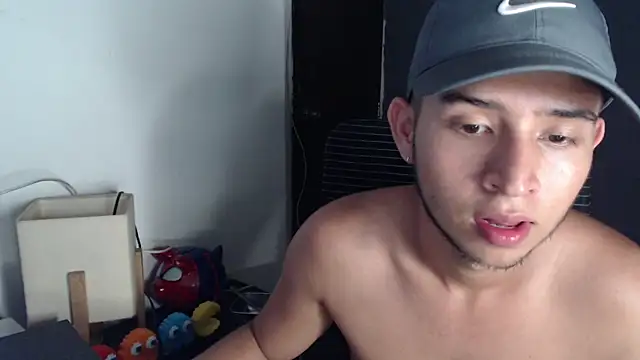 harold_18_ Live XXX-Chat