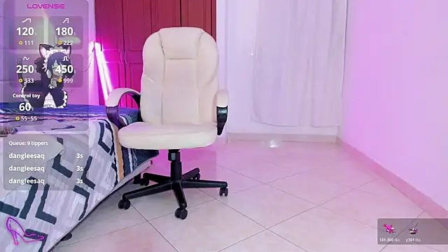 Show de valkyria_x na webcam