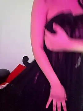 Zeina2024 Adlı Modelin Canlı XXX Sohbeti