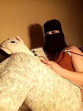 Czat XXX na żywo – LONA-_-