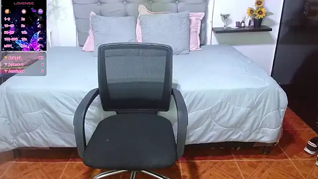 Keyla01_'s Live XXX Chat