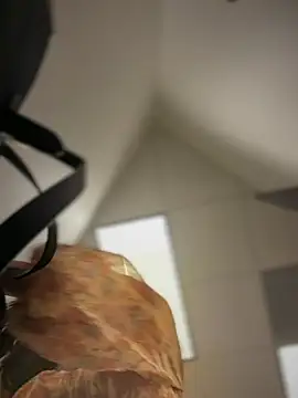 YourQueen18 Adlı Modelin Web Kamerası Şovu