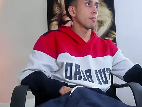 Zack_isback Webcam Show