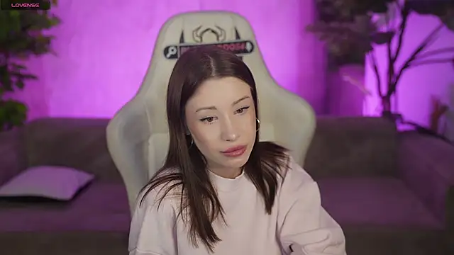 Selena_Glow Chat XXX in diretta