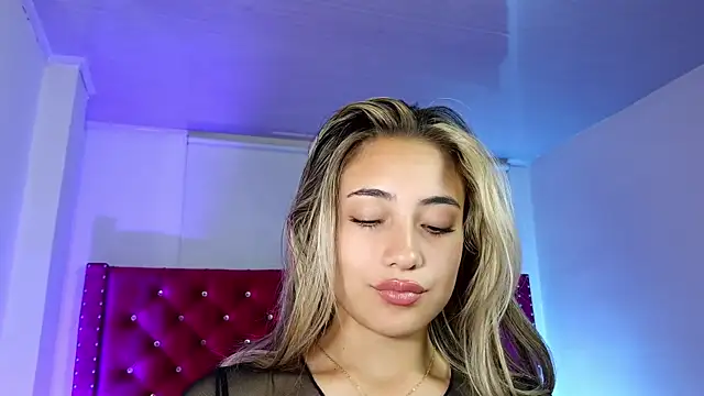 Chat XXX Live amy_ker_m