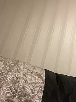 Frosln Live XXX chat