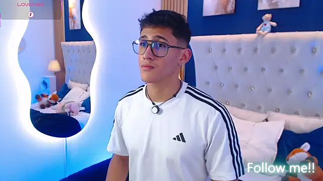 SalvadorFit's Live XXX Chat