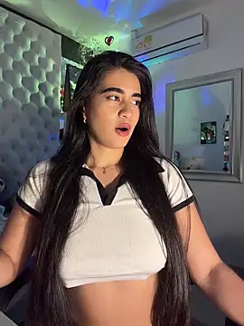 Chatroom XXX en direct de ZarahEvans