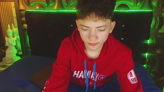 cruz_dante Adlı Modelin Web Kamerası Şovu