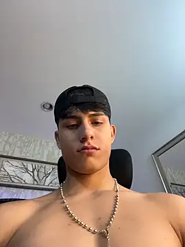 Lander_Cruz Adlı Modelin Web Kamerası Şovu