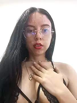 Natalye_23のライブXXXチャット