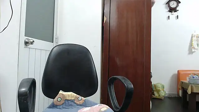 youngmin_09 Chat XXX in diretta