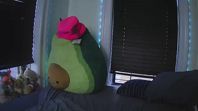 sapphirestorm8's Webcam Show