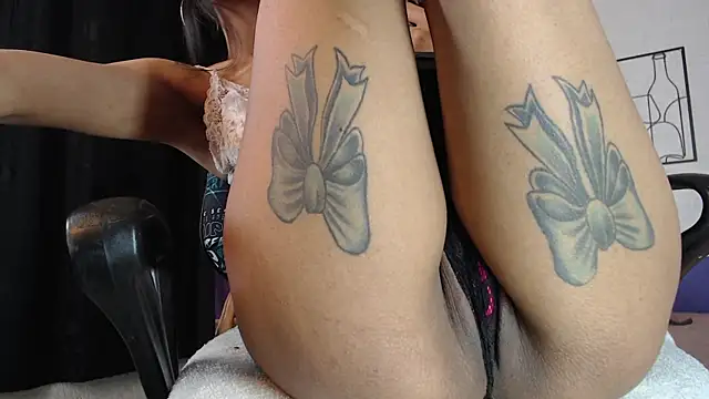 skinny_Yizz Live XXX-Chat