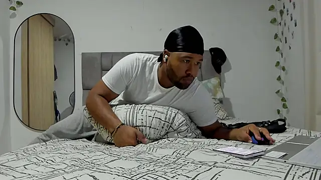 Jeus_Stanleyのウェブカメラショー