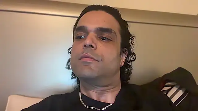 KungFuPanda001: διαδικτυακό σόου στην κάμερα