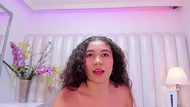 CamilaCastillo's Live XXX Chat