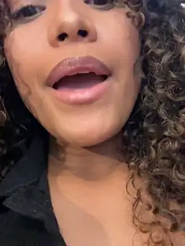 Amelia_bss' Live XXX Chat