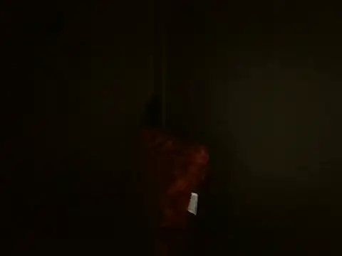 Chat XXX en directo de MakeMeCumAhh