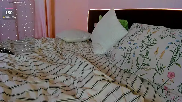 XXX chat uživo modela lexxxxxxi