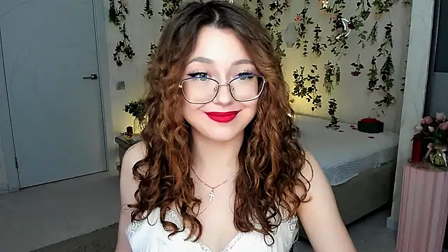 Chat +18 de SereneFlame ao vivo