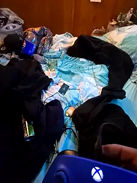 UncutHammer69's Webcam Show