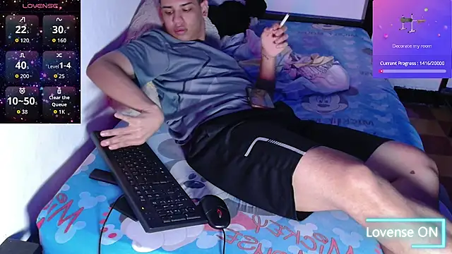Živý XXX chat Santiago_Foxx