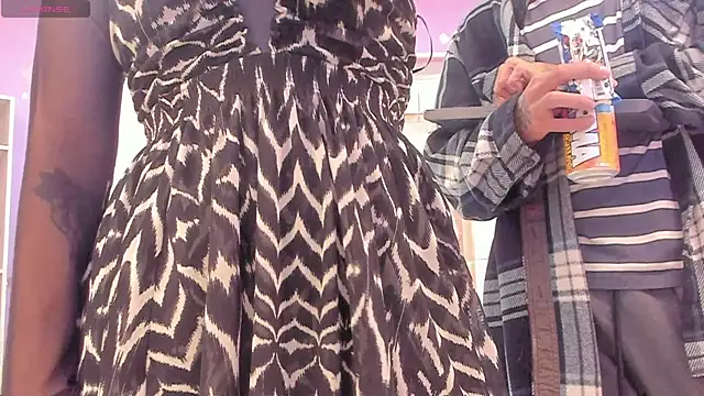 Goldentemptation_のライブXXXチャット