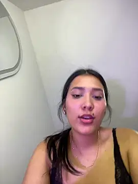 IsabellaJoness_ 现场XXX聊天