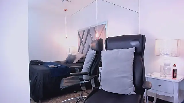 Živý XXX chat Chriss_Diamond