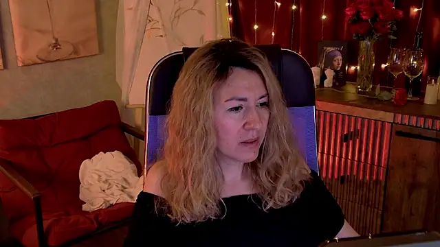 دردشة DonnaSmitth الجنسية المباشرة