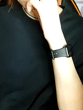 Aashikalaa's Live XXX Chat