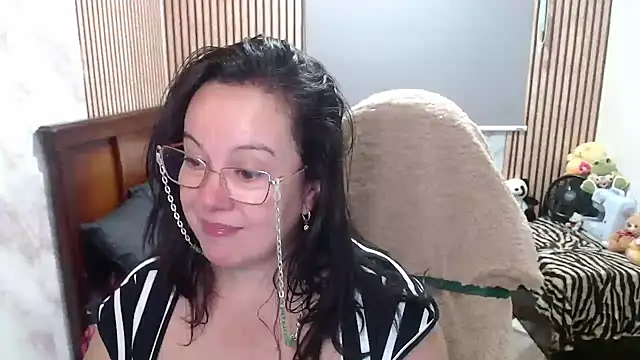 Sonialorens_'s Live XXX Chat