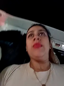 MariBelle1 Show in webcam