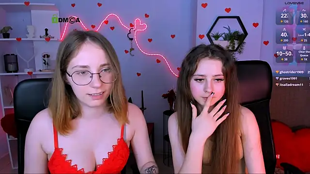 rebecca_smile Chat XXX in diretta