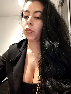 Luianna Chat XXX in diretta