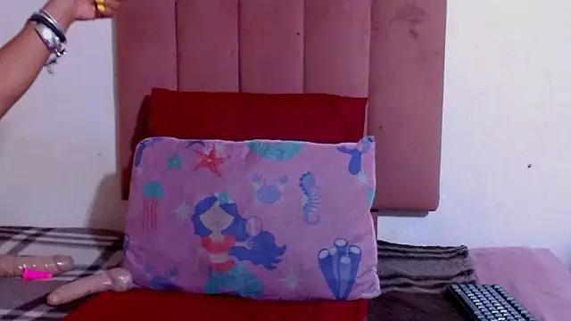 Онлайн чат XXX Nikistickyxx25