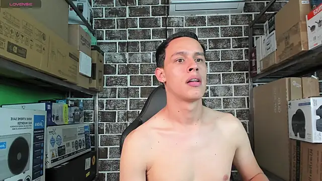 69osiris' Webcam Show