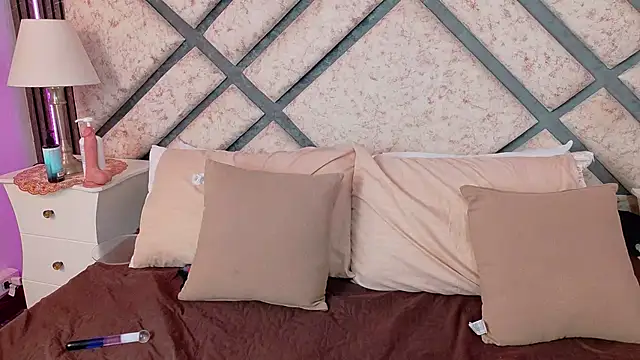 ZafiraRose Adlı Modelin Canlı XXX Sohbeti